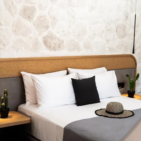 Lithos Suites, Premium Κey Collection Skiathos Town Exterior photo